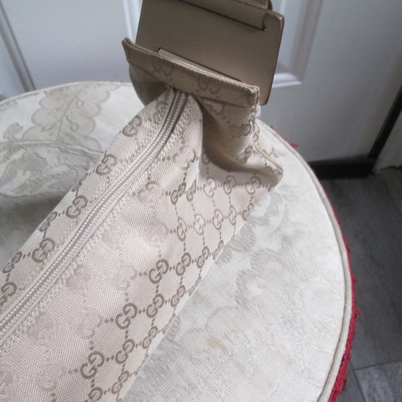 Auth New Gucci East West Beige Guccisima Shoulder Bag Rare style vintage Y2K - Picture 9 of 16